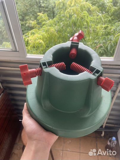 Подставка под елку