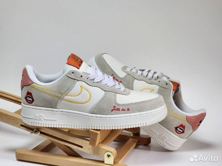 Кроссовки Nike Wmns Air Force 1