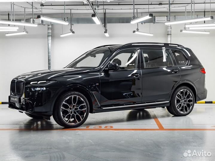 BMW X7 3.0 AT, 2023