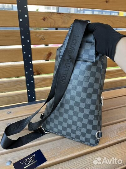 Louis Vuitton Sling Avenue сумка