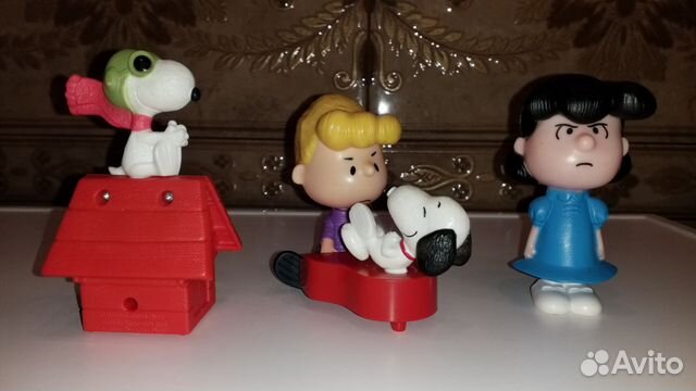 Макдональдс 2015 год Снупи Хеппи Милл игрушки