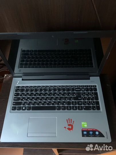 Ноутбук lenovo
