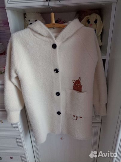 Пальто для девочки 134/140