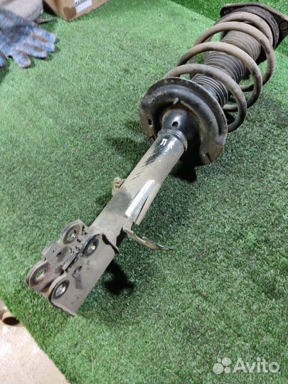 Стойка передняя правая Chery Tiggo 7 PRO MAX