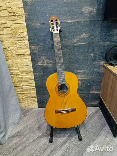 Гитара Yamaha CGS104A + подставка + тюнер + чехол