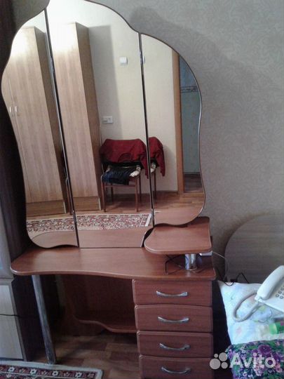 Продам трельяж