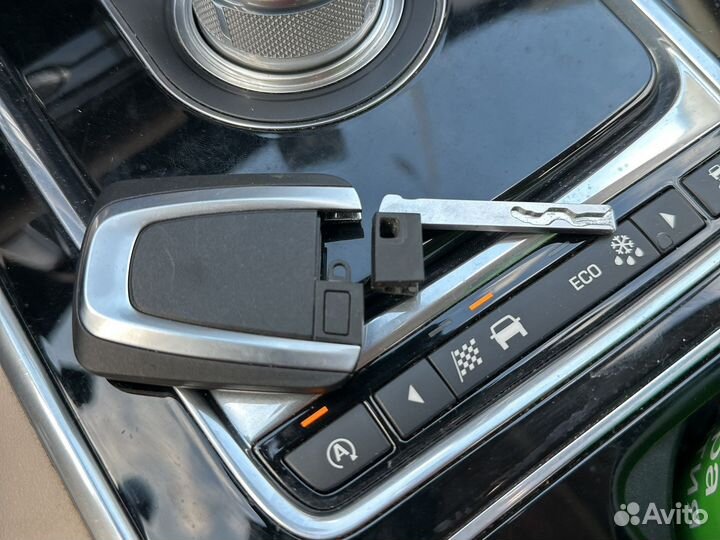 Ключ BMW i3 оригинал б/у США