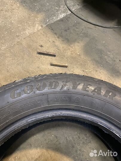 Goodyear EfficientGrip Performance 2 185/65 R15 88H