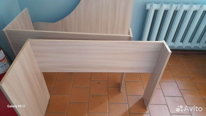 Стол компьютерный