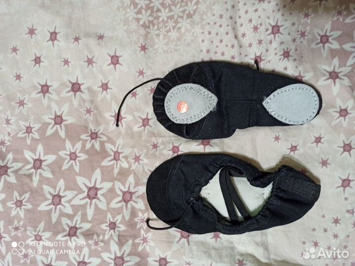 Балетки, чешки и велосипедки