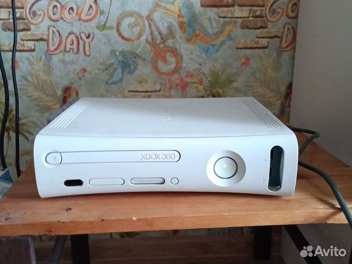 Игровая приставка xbox 360 прошитая free boot