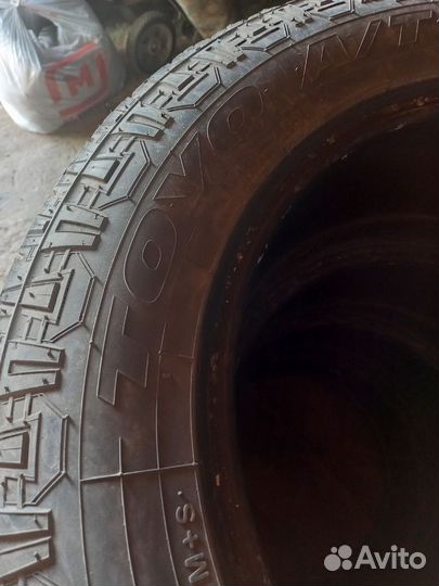 Toyo Eco Walker 235/65 R17