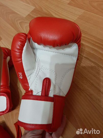 Перчатки для единоборств, турник настенный