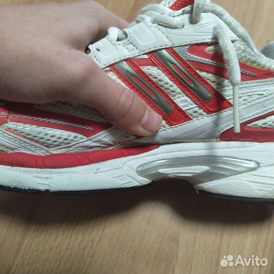 Кроссовки adidas vintage 2008