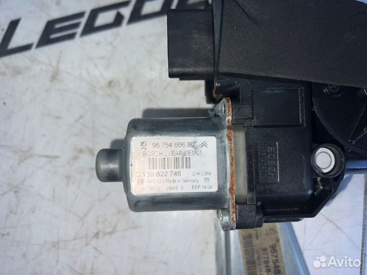 Стеклоподъемник задний правый Peugeot 308Sw DV6C