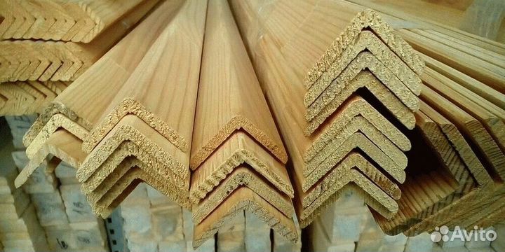 Уголок из лиственницы в наличии