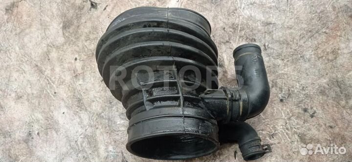 Патрубок чистого воздуха (к турбине) MAN TGX 2007