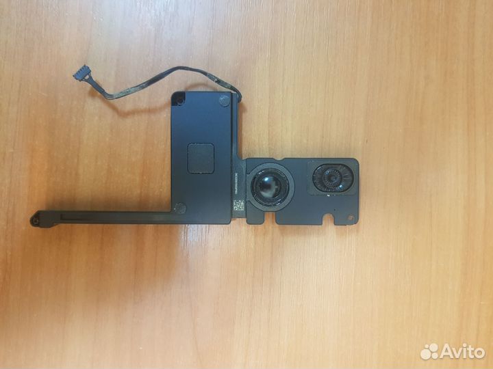 Динамик правый MacBook Pro Retina 15