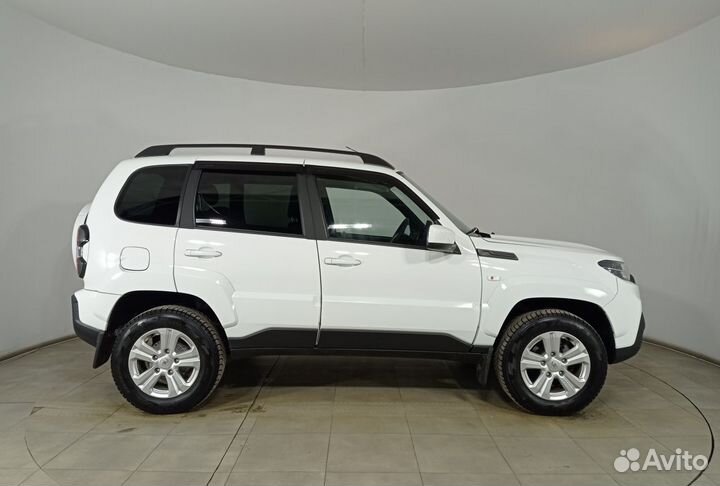 ВАЗ Niva Travel 1.7 МТ, 2023, 14 000 км