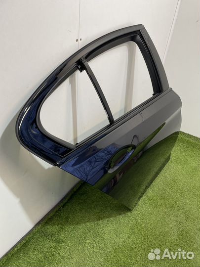 BMW 5 g30 f90 Дверь задняя правая карбон Шварц