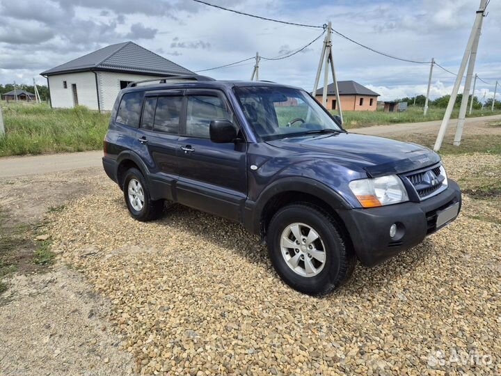 Mitsubishi Pajero 3.2 AT, 2006, 275 000 км