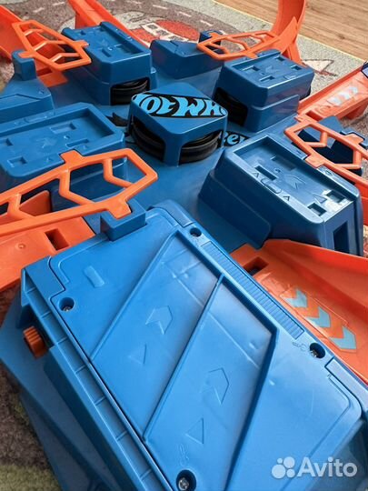 Hot Wheels Экшн Перекрестное столкновение