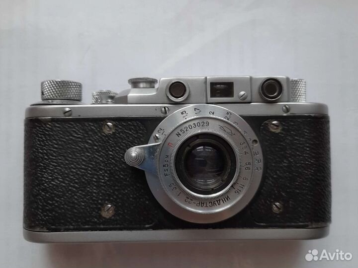 Плёночный фотоаппарат Зоркий