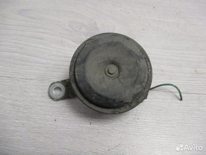 Сигнал клаксон Toyota Avensis 1.8 2005