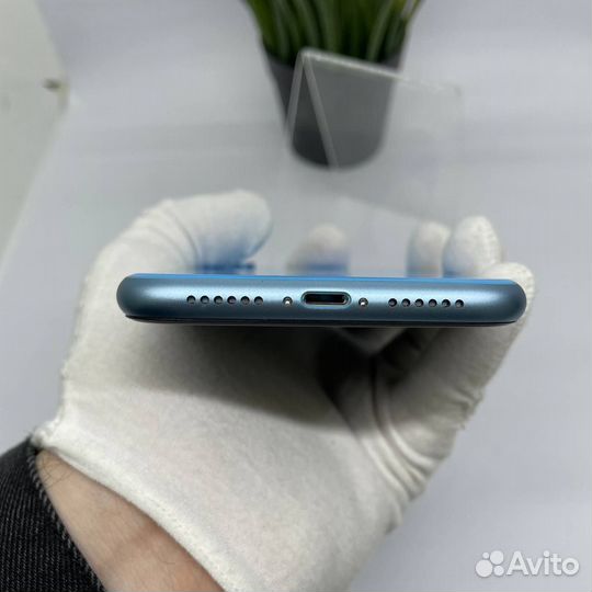 iPhone Xr, 64 ГБ