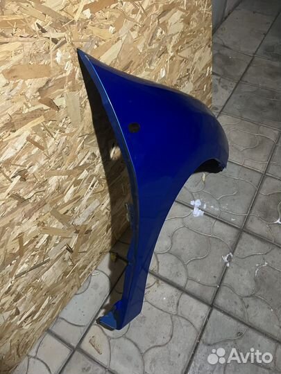Крыло переднее правое renault logan 2 sandero 2