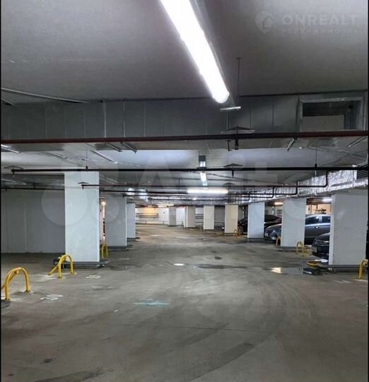 Машиноместо, 14 м²