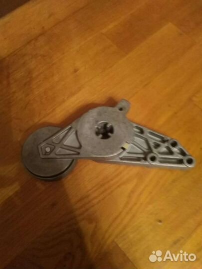 Натяжитель ремня Новый для Фольц Б 5