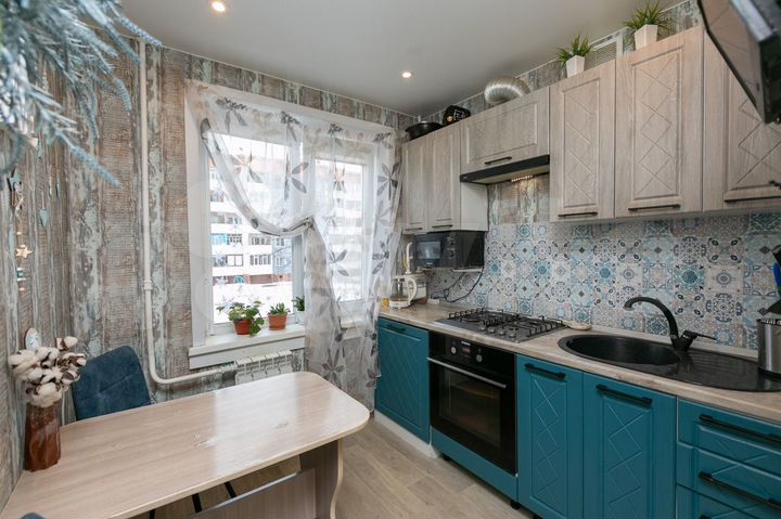 3-к. квартира, 61,6 м², 2/5 эт.