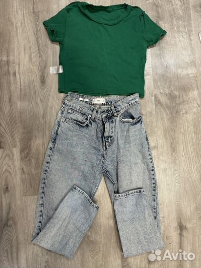 Пакет с женскими вещами