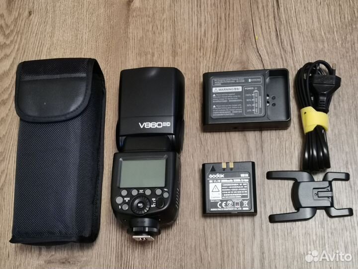 Вспышка Godox V860 ii c / V860 iii s