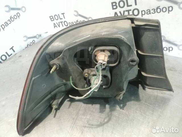 Фонарь (стоп-сигнал) задний правый Toyota Windom