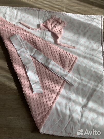 Комплект на выписку для девочки