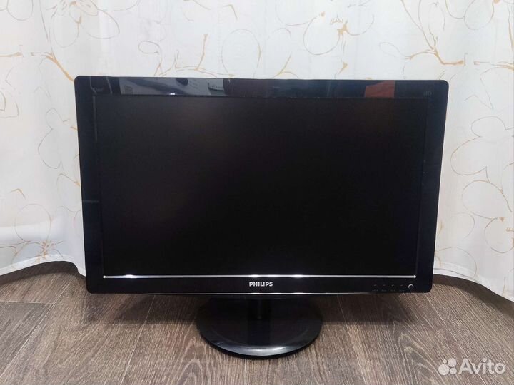Монитор Philips 22 дюйма