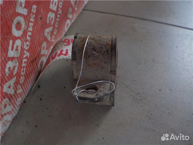 Втулки стабилизатора Toyota Corolla AE110