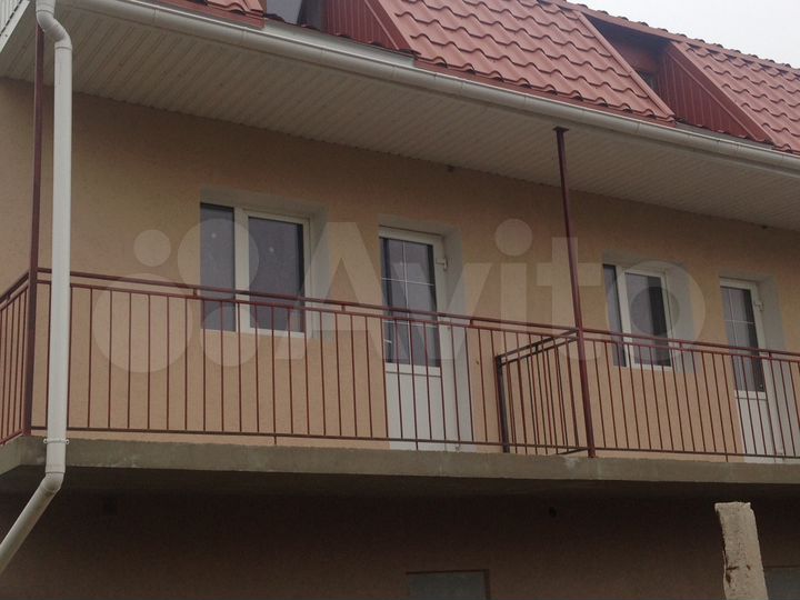 2-к. квартира, 121 м², 2/3 эт.