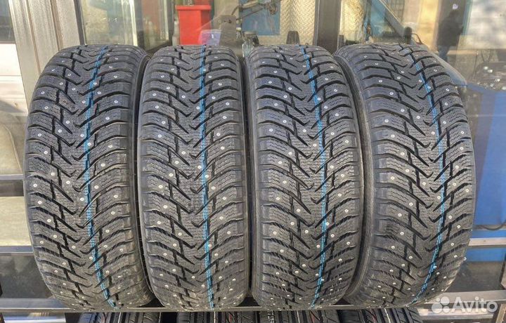 Nokian Tyres Nordman 8 SUV 235/65 R17 111T