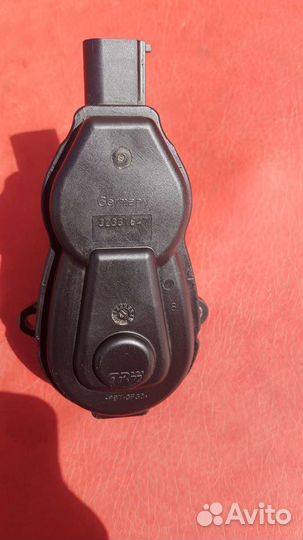 Моторчик ручника Land Rover Range Rover Evogue