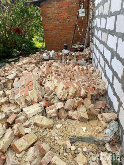 Демонтажные работы и вывоз мусора