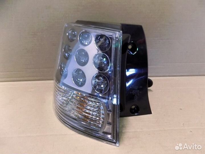 Фонарь задний левый внешний Аутлендер 2 хл XL 10