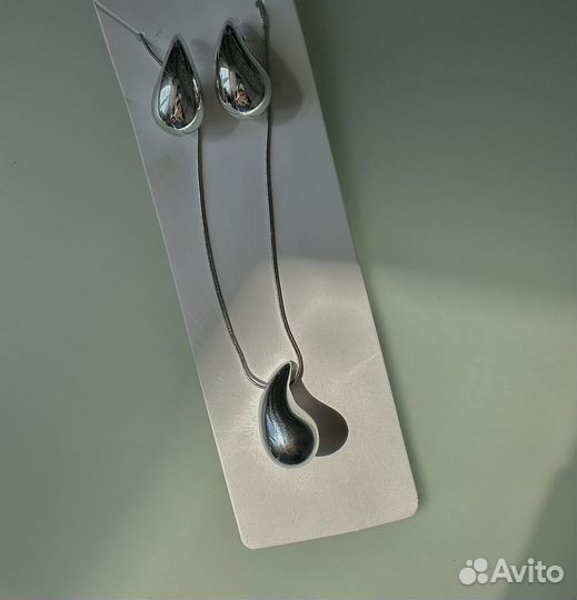 Серебряные серьги капли