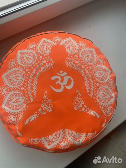 Подушка для йоги и медитаций, валик для растяжки