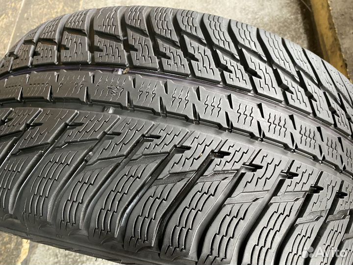 Nokian Tyres WR SUV 3 285/40 R21 109V
