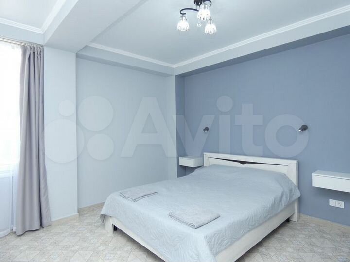 Комната 23 м² в 8-к., 2/2 эт.
