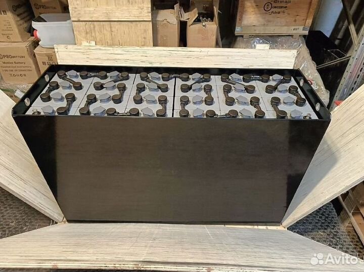 Тяговый аккумулятор для складской техники