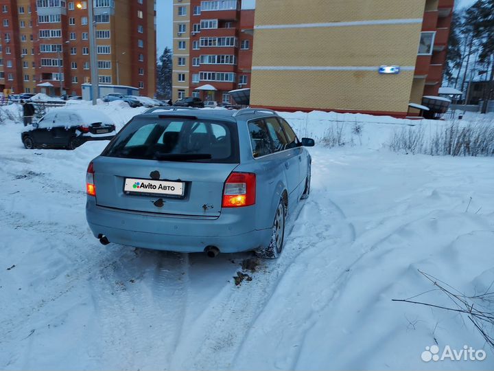 Audi A4 1.8 МТ, 2003, 429 565 км